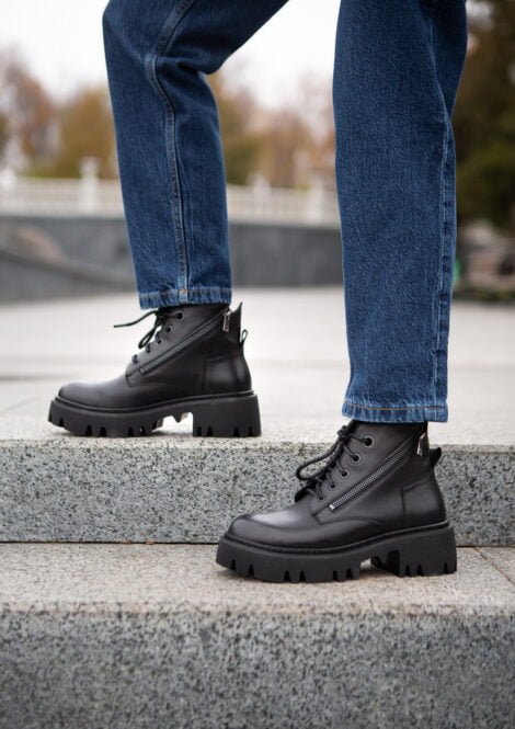 Women's demi-season leather boots Davis 12144-5B4