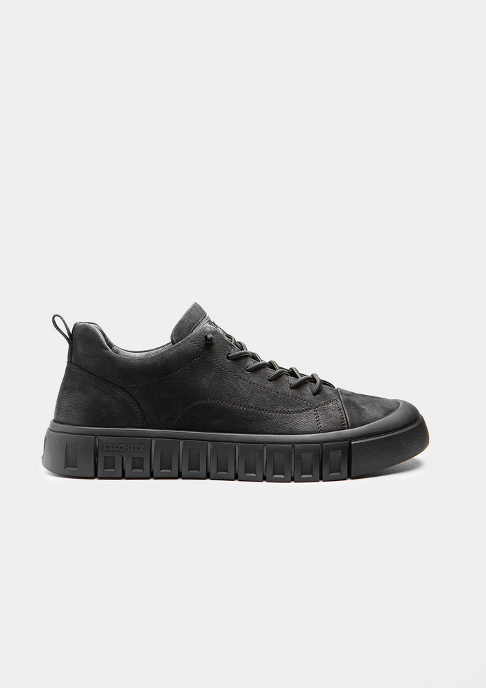 Men's black nubuck sneakers 4387-42 Ergo-flex